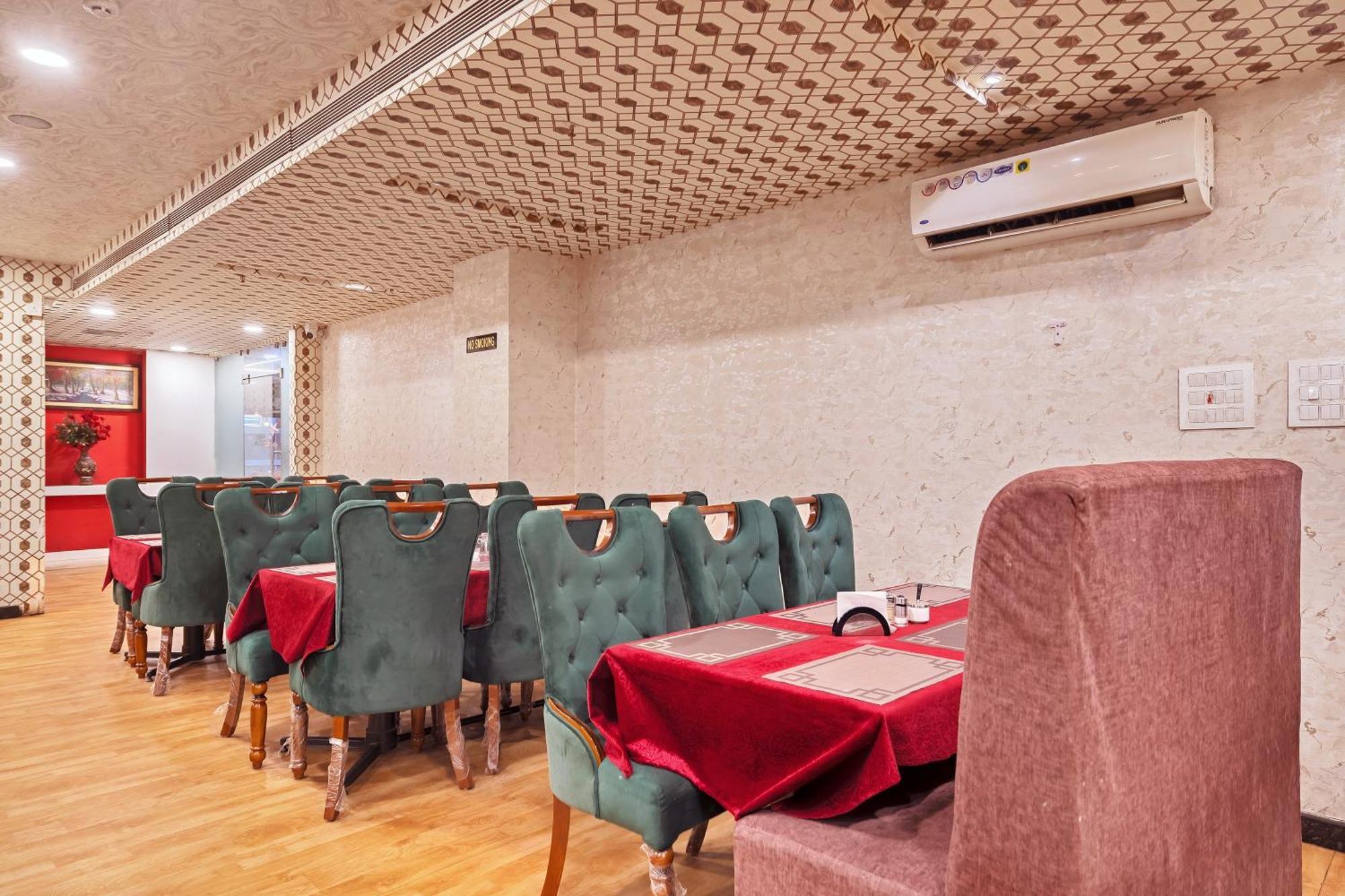 שמשבאד Hotel Sm Deccan Park מראה חיצוני תמונה